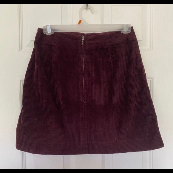 Uniqlo Corduroy mini skirt size 0 / 24 inches wine - Picture 5 of 9